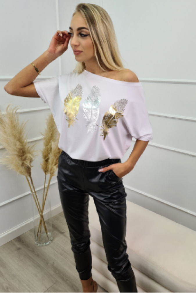 Bluzka 9740 nadruk piórka SHINE biała