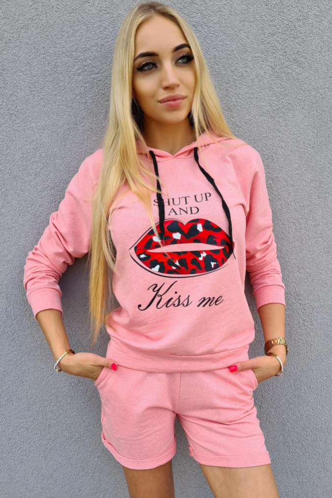 Bluza S198 czerwone usta KISS różowa 