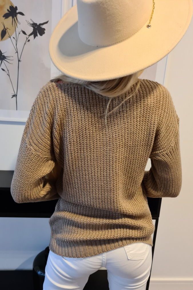 Sweter 205 dekolt V IVETT jasne cappuccino