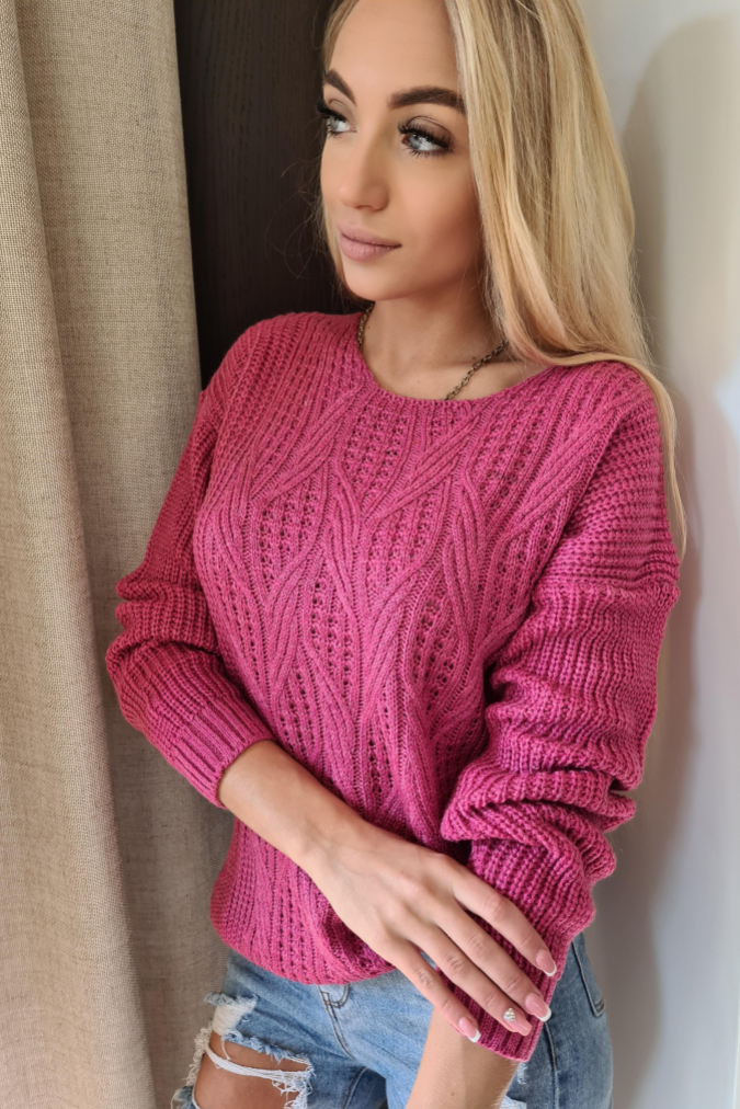 Sweter 207 ozdobny splot MEDIS fuksja